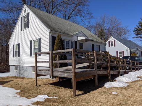 21 Patch Reservoir Dr, Worcester, MA 01602 photo 3