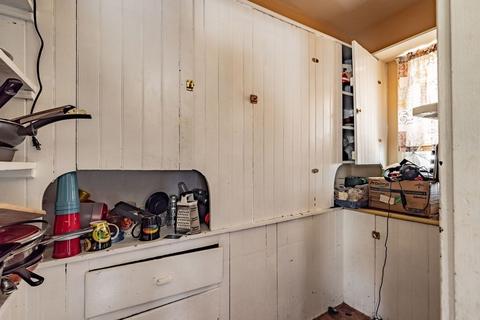 19 Parkwood St, Springfield, MA 01108 photo 27