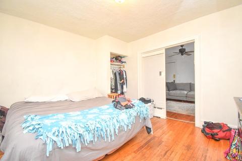 19 Batavia St, Springfield, MA 01109 photo 6