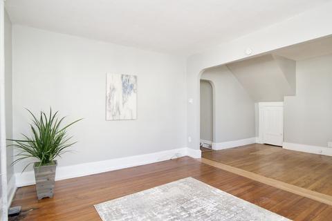 29 Marble St, Springfield, MA 01105 photo 13