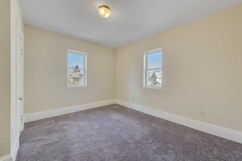 54 Crystal Ave, Springfield, MA 01108 photo 16