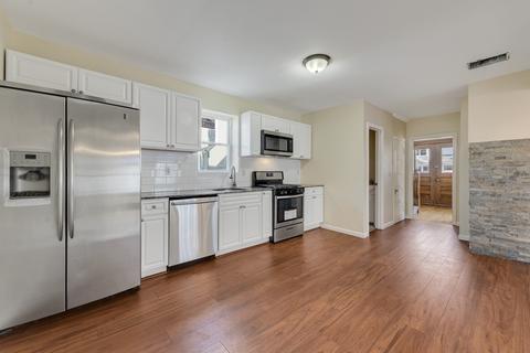 54 Crystal Ave, Springfield, MA 01108 photo 10