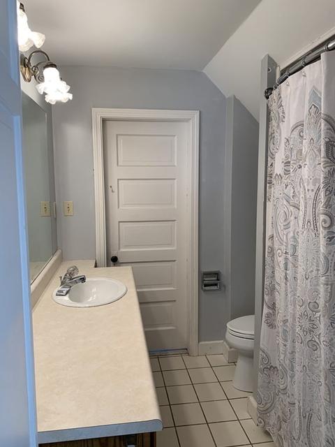 7 Standish St, Worcester, MA 01604 photo 11