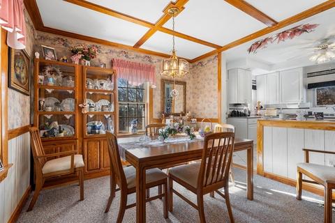4 Hanson Rd, Saugus, MA 01906 photo 7