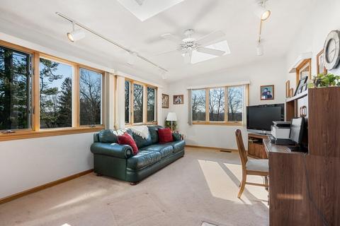 4 Hanson Rd, Saugus, MA 01906 photo 6