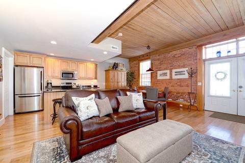 7 Chester #106, Derry, NH 03038 photo 1