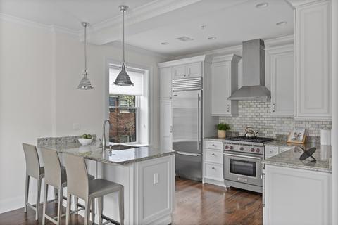 25 Euston St #2, Brookline, MA 02446 photo 1