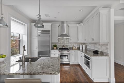 25 Euston St #2, Brookline, MA 02446 photo 2