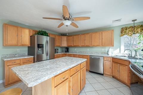 14 Chestnut Hill Dr, Webster, MA 01570 photo 6