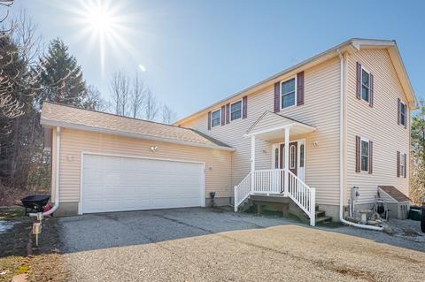 14 Chestnut Hill Dr, Webster, MA 01570 photo 1