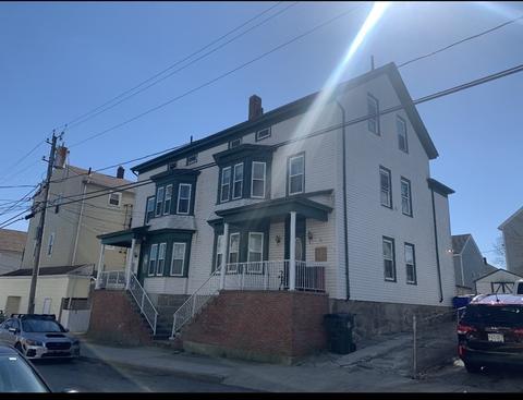 75 Snell St, Fall River, MA 02721 photo 3
