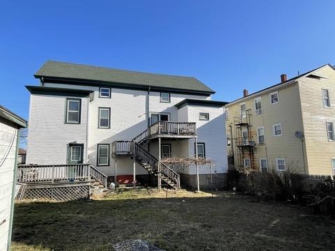 75 Snell St, Fall River, MA 02721 photo 4