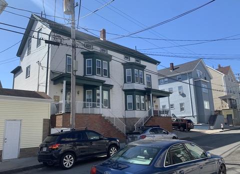 75 Snell St, Fall River, MA 02721 photo 1