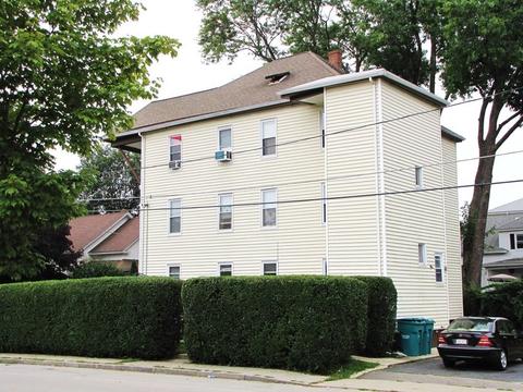 41 Park St, Webster, MA 01570 photo 1