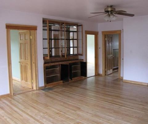 41 Park St, Webster, MA 01570 photo 2