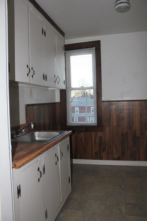 41 Park St, Webster, MA 01570 photo 12