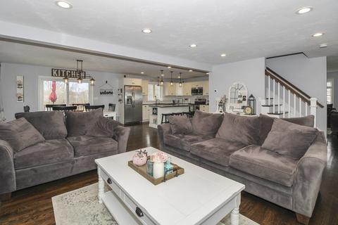 48 Belcher St, Abington, MA 02351 photo 8