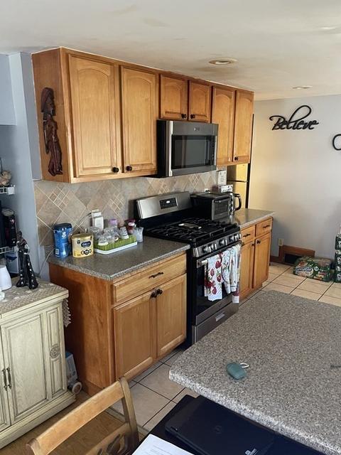 15 Porter St, Springfield, MA 01104 photo 13