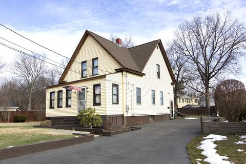 11 Benham St, Springfield, MA 01109 photo 3