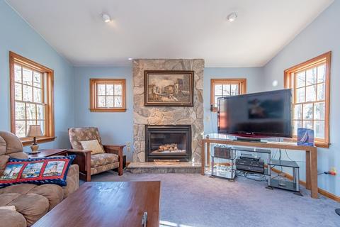 332 Holcomb Rd, Springfield, MA 01118 photo 7