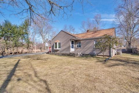 332 Holcomb Rd, Springfield, MA 01118 photo 32