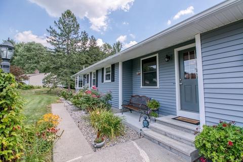 203 Murphy Ln, Chicopee, MA 01020 photo 4