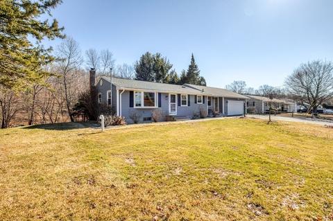 203 Murphy Ln, Chicopee, MA 01020 photo 6