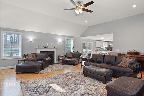 7 Sheldon Rd, Derry, NH 03038 photo 8