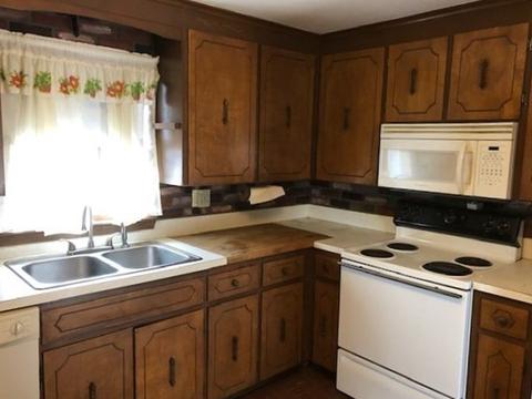 12 Patrick St, Attleboro, MA 02703 photo 17