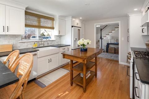 36 Hersey St, Hingham, MA 02043 photo 5