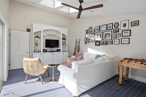36 Hersey St, Hingham, MA 02043 photo 13