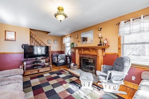 201 Windemere St, Springfield, MA 01104 photo 3