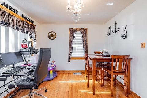 201 Windemere St, Springfield, MA 01104 photo 11