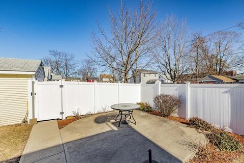 201 Windemere St, Springfield, MA 01104 photo 23