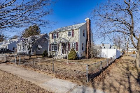 201 Windemere St, Springfield, MA 01104 photo 1