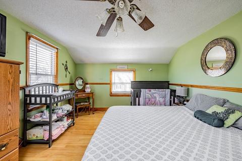 201 Windemere St, Springfield, MA 01104 photo 15