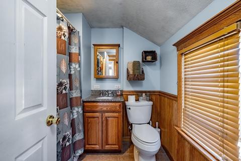 201 Windemere St, Springfield, MA 01104 photo 16