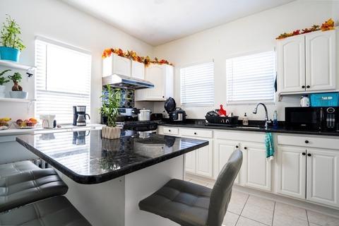 378 Ferry St, Everett, MA 02149 photo 8