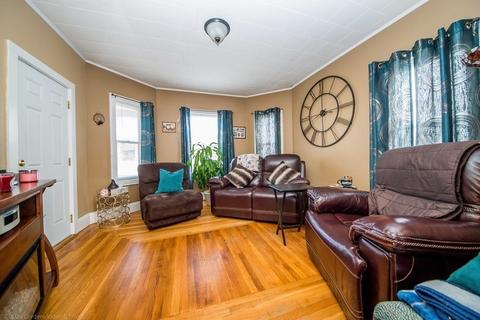 1029 Plymouth Ave, Fall River, MA 02721 photo 4