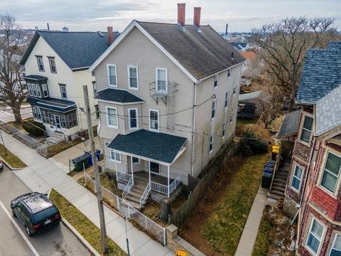 1029 Plymouth Ave, Fall River, MA 02721 photo 2