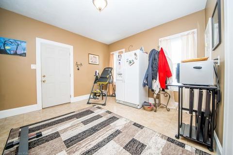 1029 Plymouth Ave, Fall River, MA 02721 photo 10