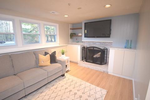 243 Hampton Rd, Sharon, MA 02067 photo 20