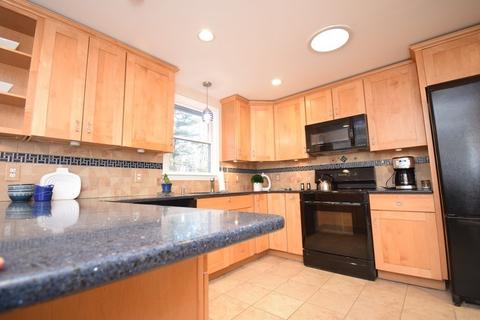 243 Hampton Rd, Sharon, MA 02067 photo 5