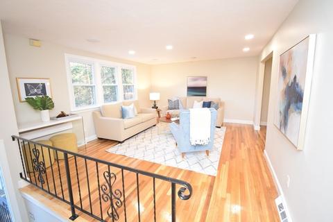 243 Hampton Rd, Sharon, MA 02067 photo 3