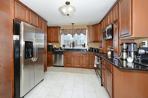 460 Central Tpke, Sutton, MA 01590 photo 17