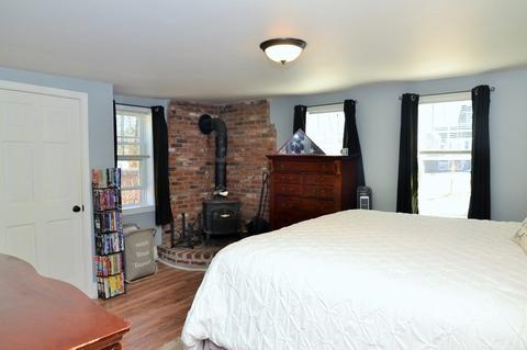 8 Pentucket Ave, Georgetown, MA 01833 photo 14