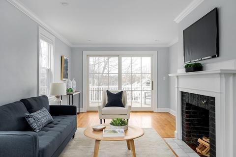 10 Jenness Rd, Brookline, MA 02446 photo 2