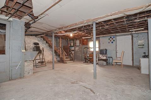 16 Creston St, Worcester, MA 01604 photo 36