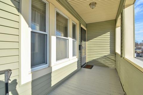 16 Creston St, Worcester, MA 01604 photo 2
