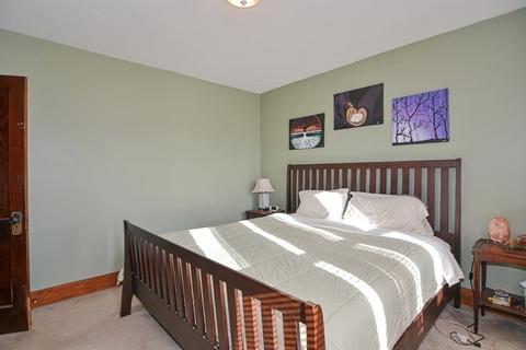 16 Creston St, Worcester, MA 01604 photo 19